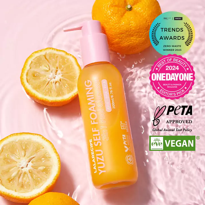 Yuzu Vita C 3-in-1 Foaming Cleanser - Master