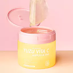 Yuzu Vita C Ampoule Soft Jelly Touch Pads 80 Pads - Master